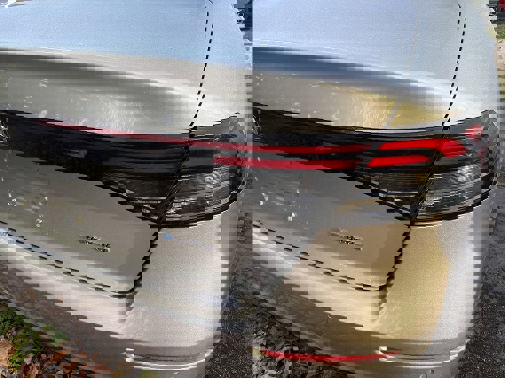 Used 2024 Honda Accord EX-L image 7