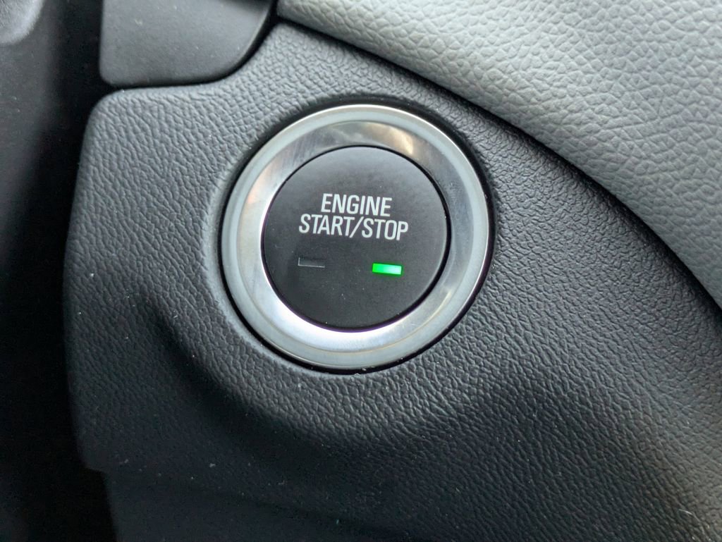 Used 2024 Chevrolet Equinox LT FWD image 28