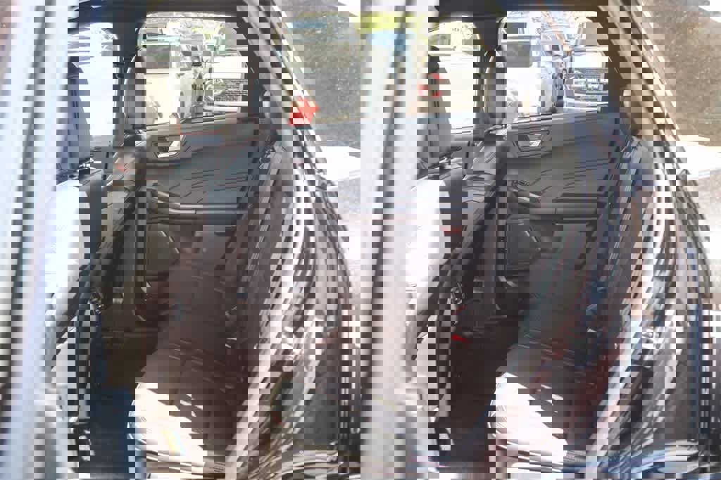 New 2024 Ford Escape ST-Line w/ Equipment Group 301A image 18