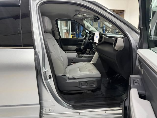 Used 2023 Toyota Tundra Limited AWD/4WD image 41