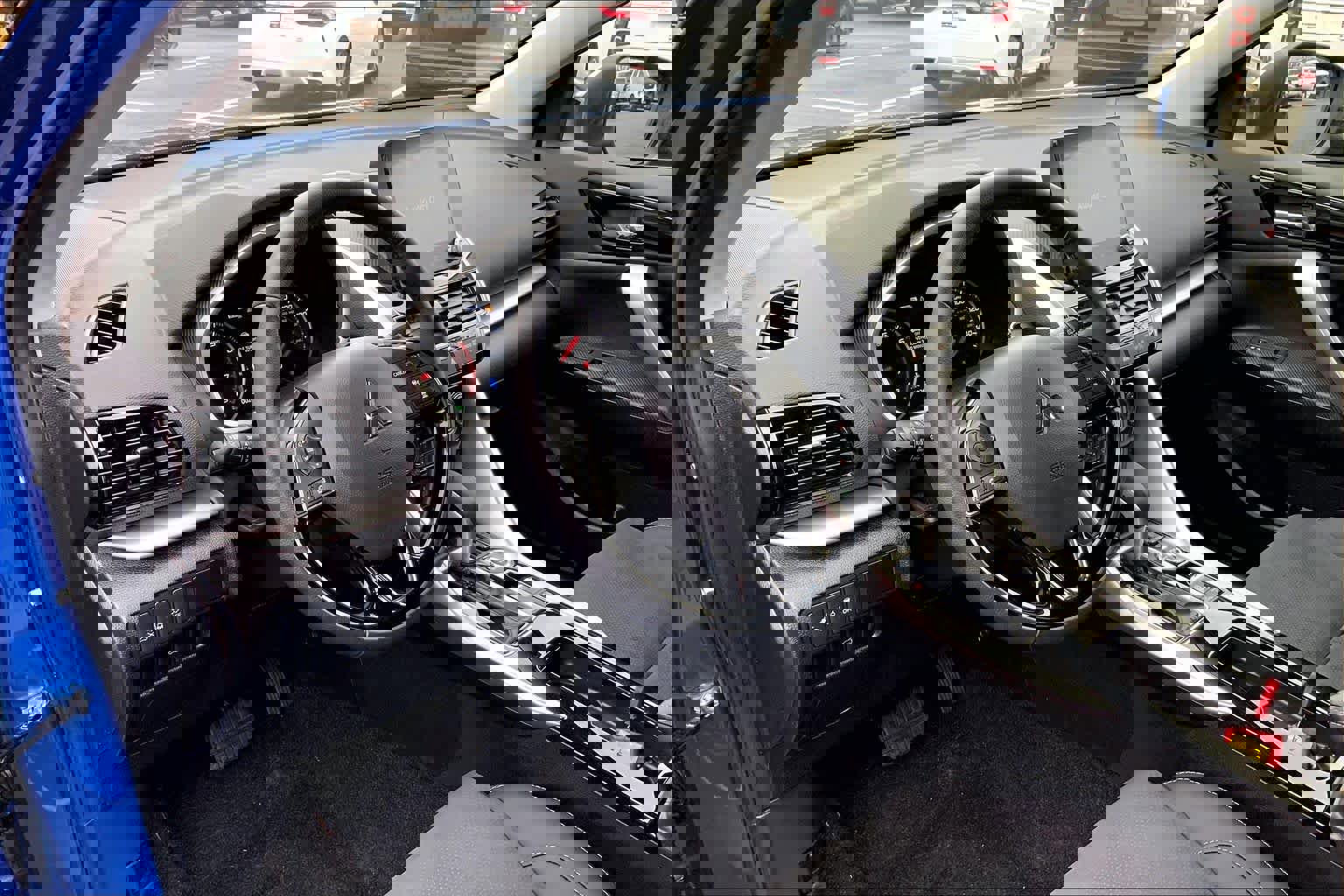 Used 2025 Mitsubishi Eclipse Cross SE image 16