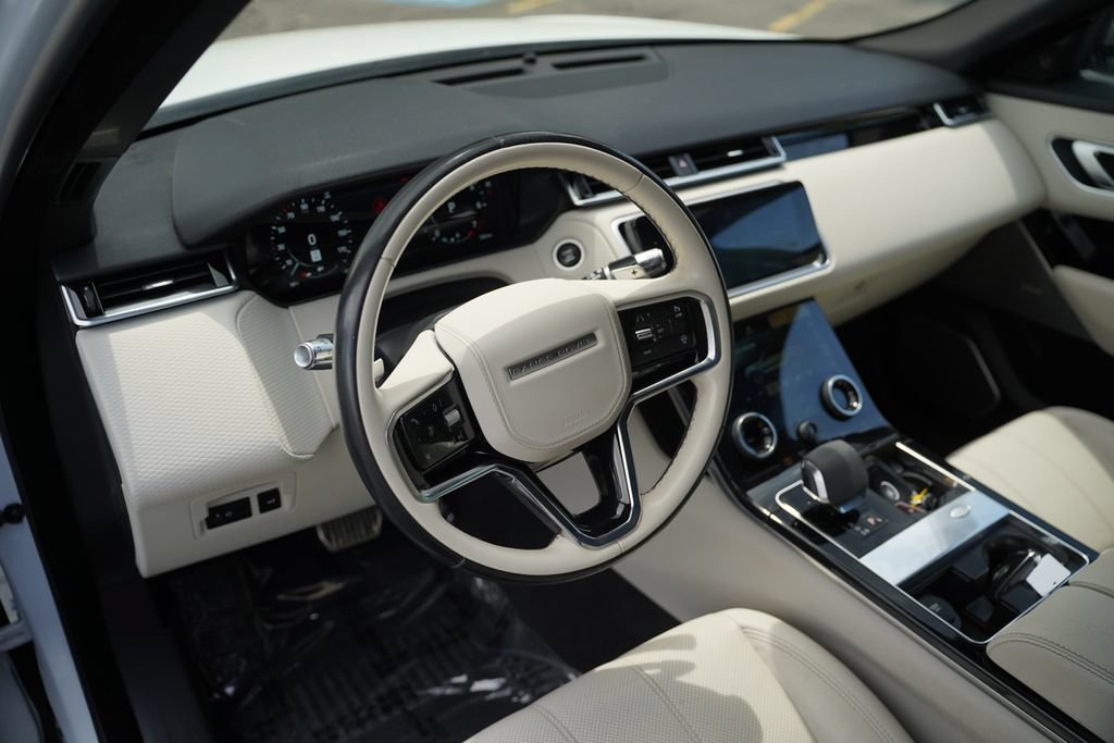 Used 2021 Land Rover Range Rover Velar R-Dynamic S AWD/4WD image 9