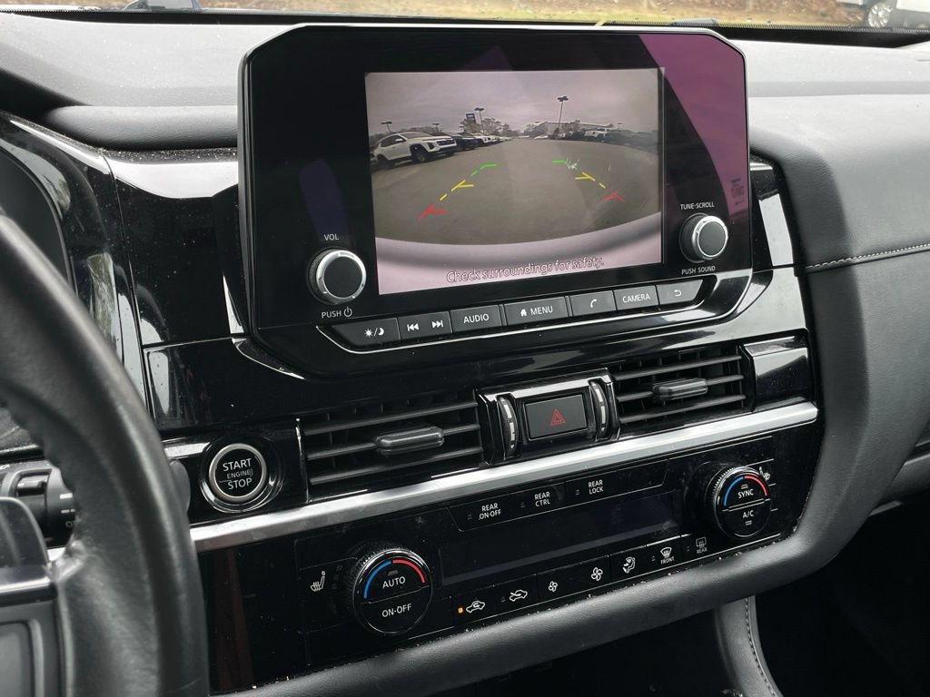 Used 2024 Nissan Pathfinder SV w/ Cargo Package FWD image 18