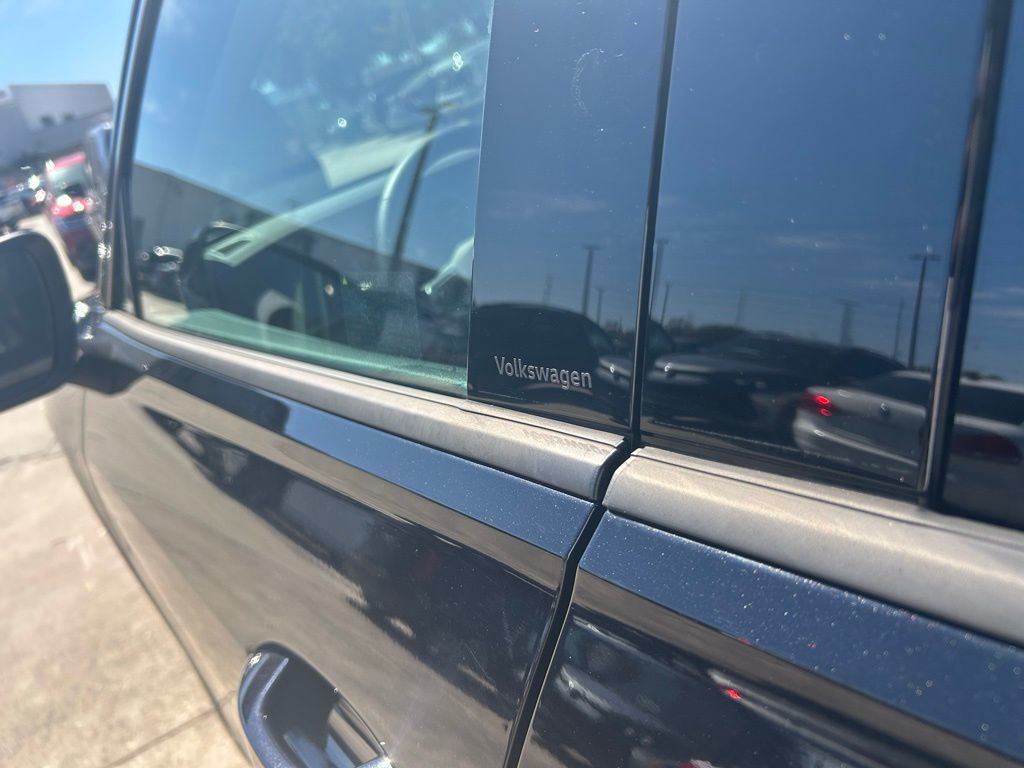 Used 2025 Volkswagen Tiguan S image 28