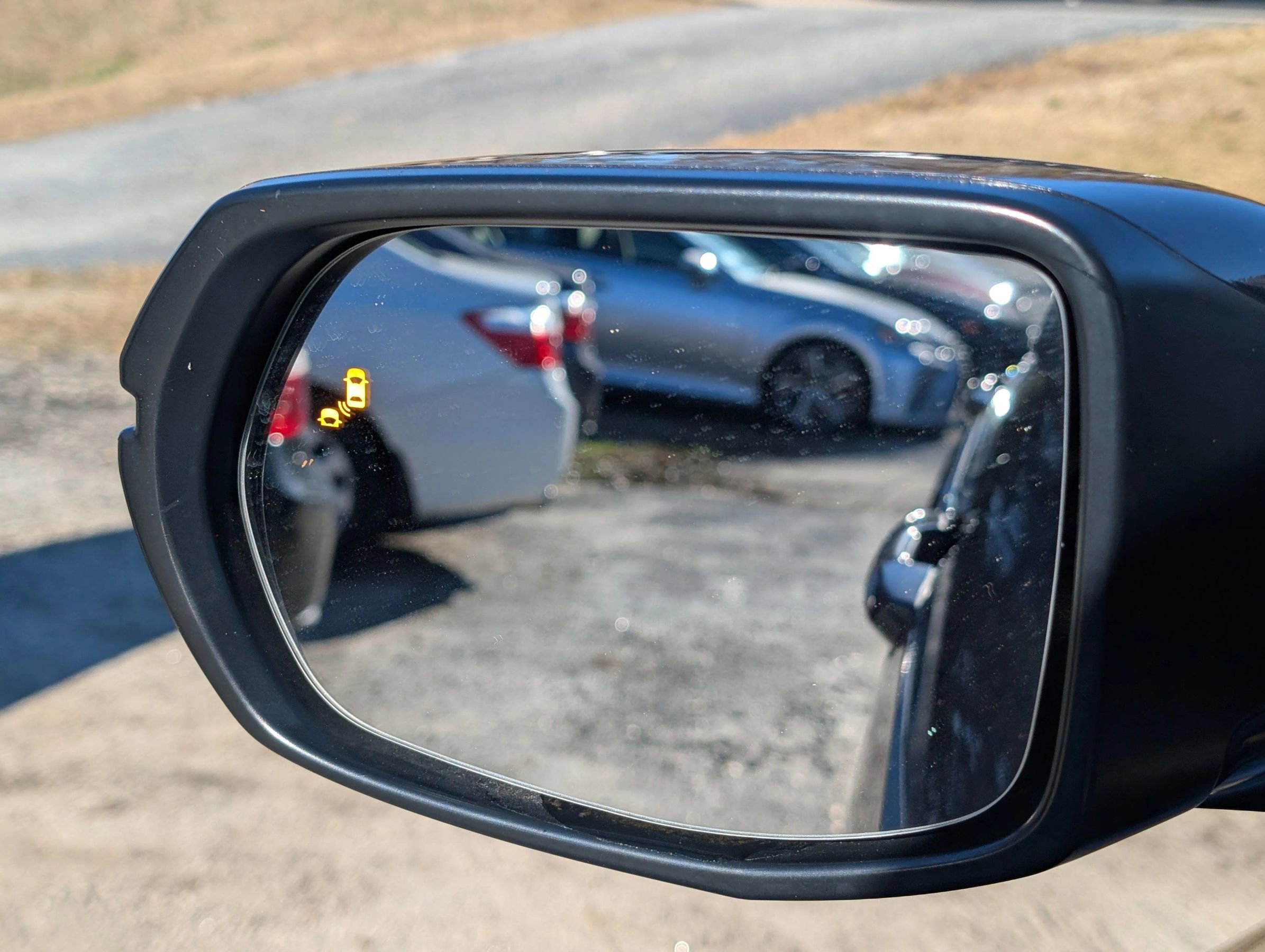 Used 2018 Honda CR-V EX image 4