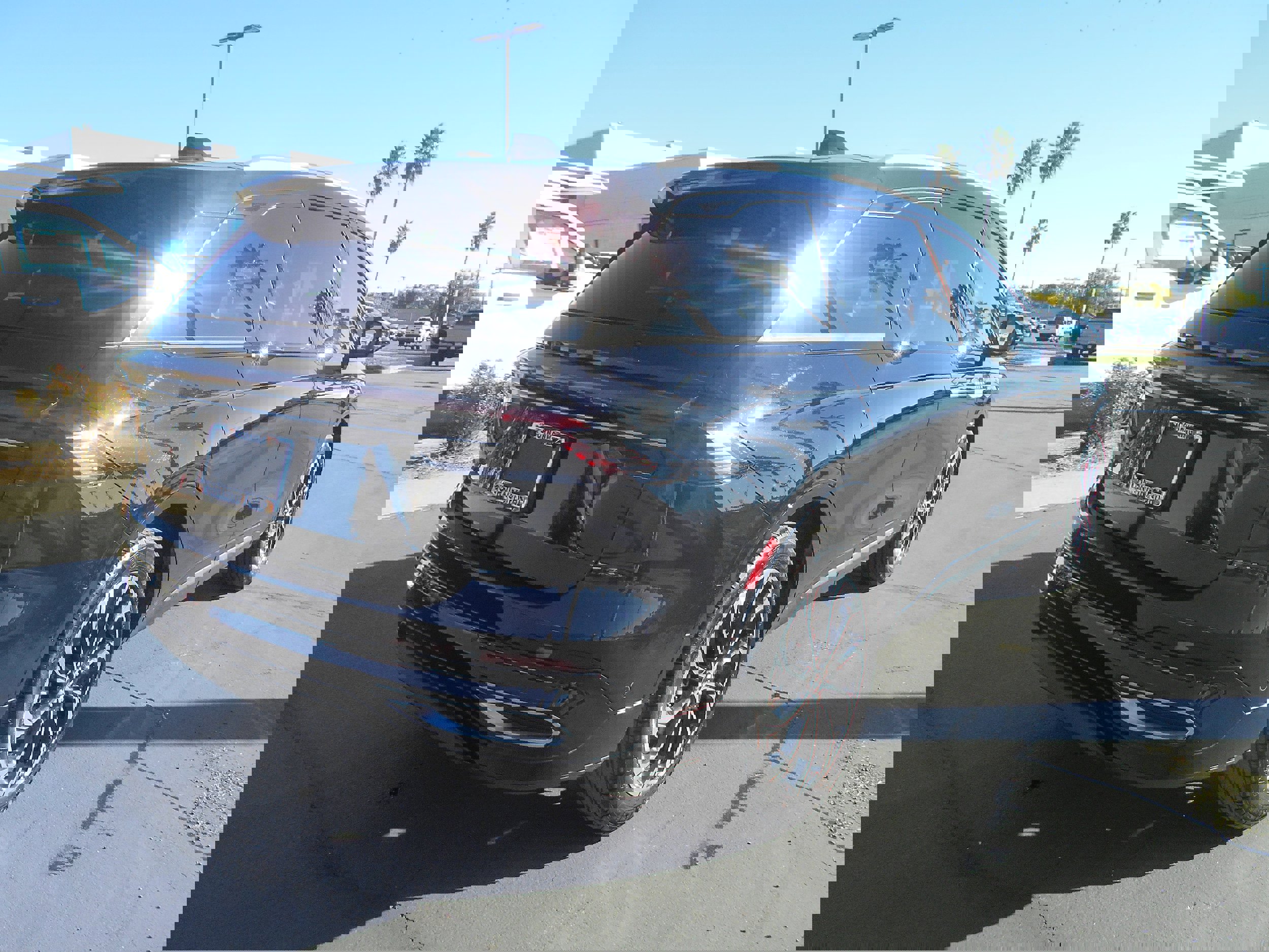 Used 2024 Lincoln Nautilus Reserve w/ Equipment Group 203A image 3