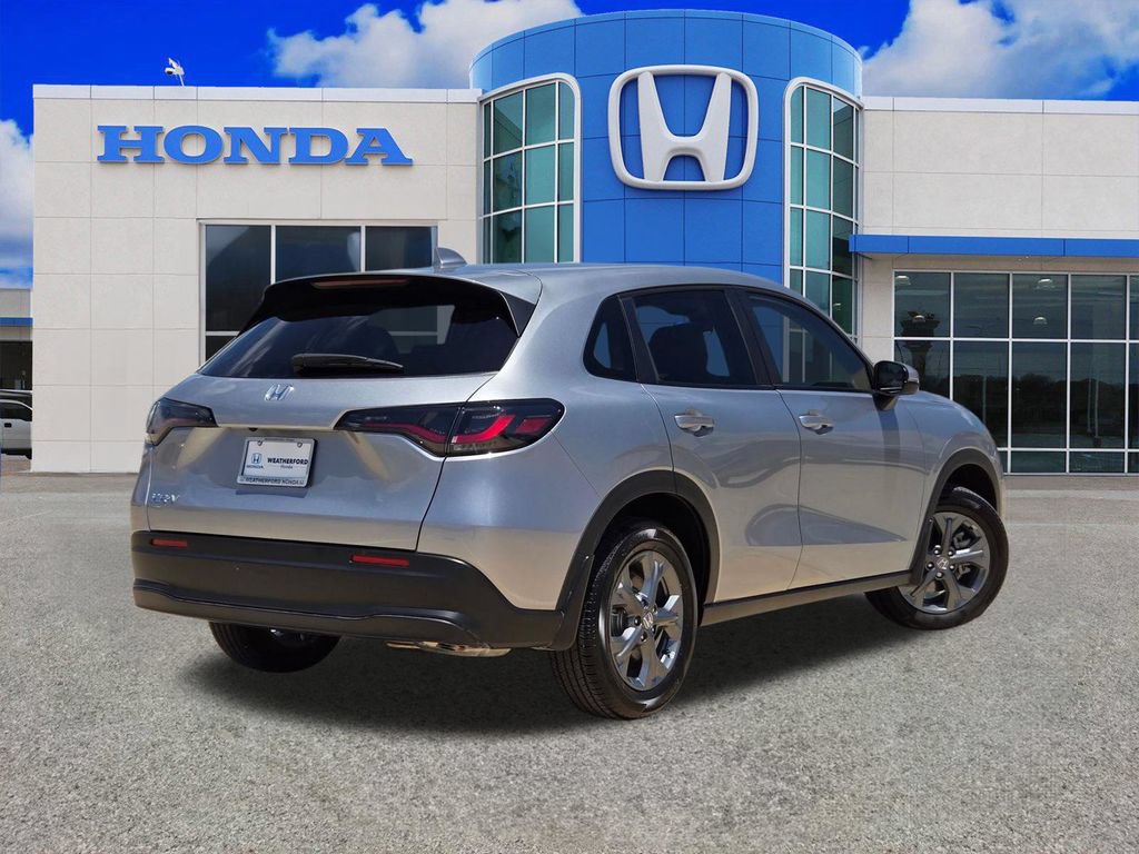 Used 2027 Honda HR-V LX image 3