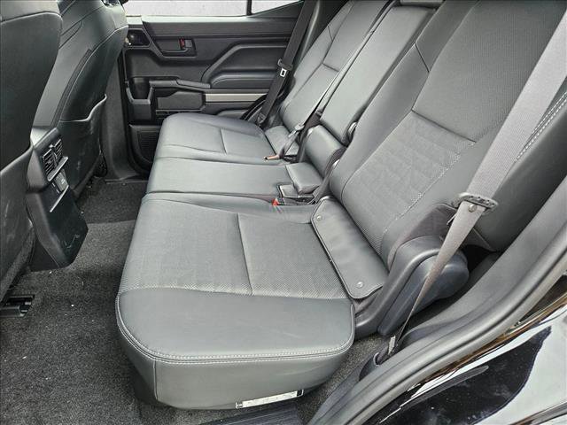 Used 2025 Toyota 4Runner TRD Off-Road Premium image 17