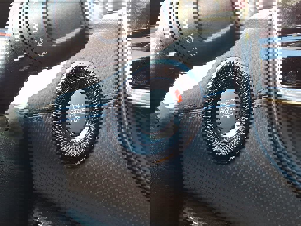 New 2026 Jeep Compass Limited image 13