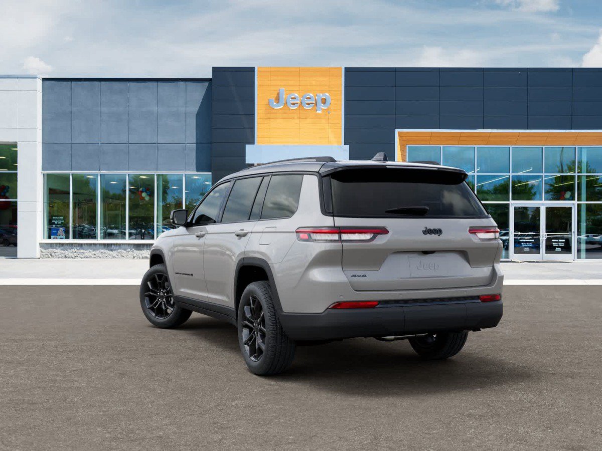 New 2025 Jeep Grand Cherokee L Limited AWD/4WD image 3