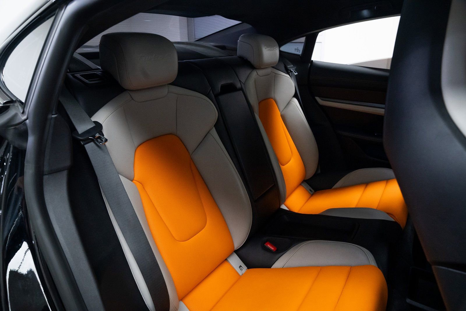 Used 2023 Porsche Taycan Turbo S image 23