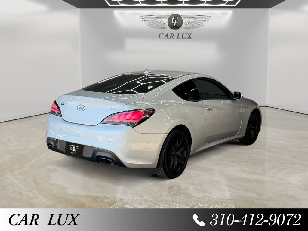 Used 2016 Hyundai Genesis 3.8 RWD image 5