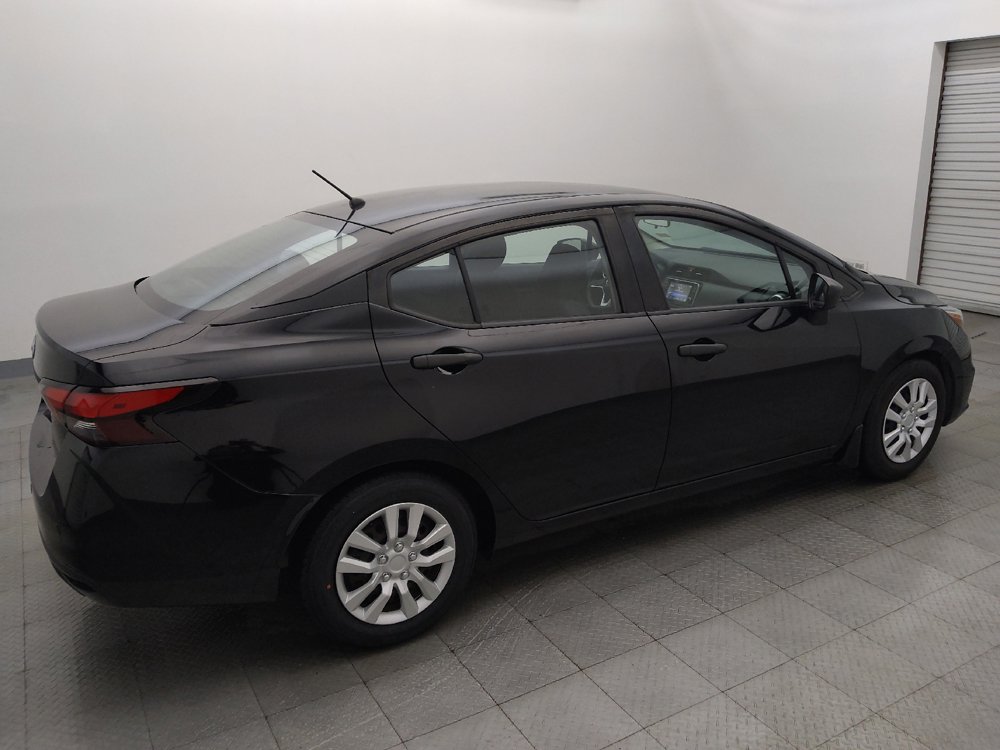Used 2020 Nissan Versa S FWD image 10