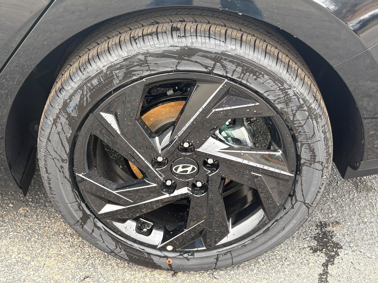New 2025 Hyundai Elantra Sport FWD image 13