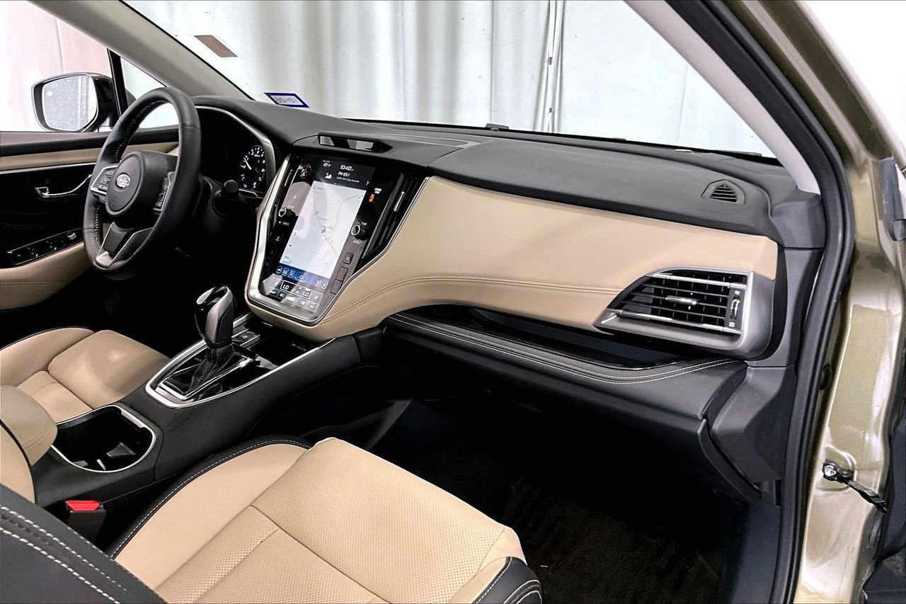 Used 2023 Subaru Outback Limited image 28
