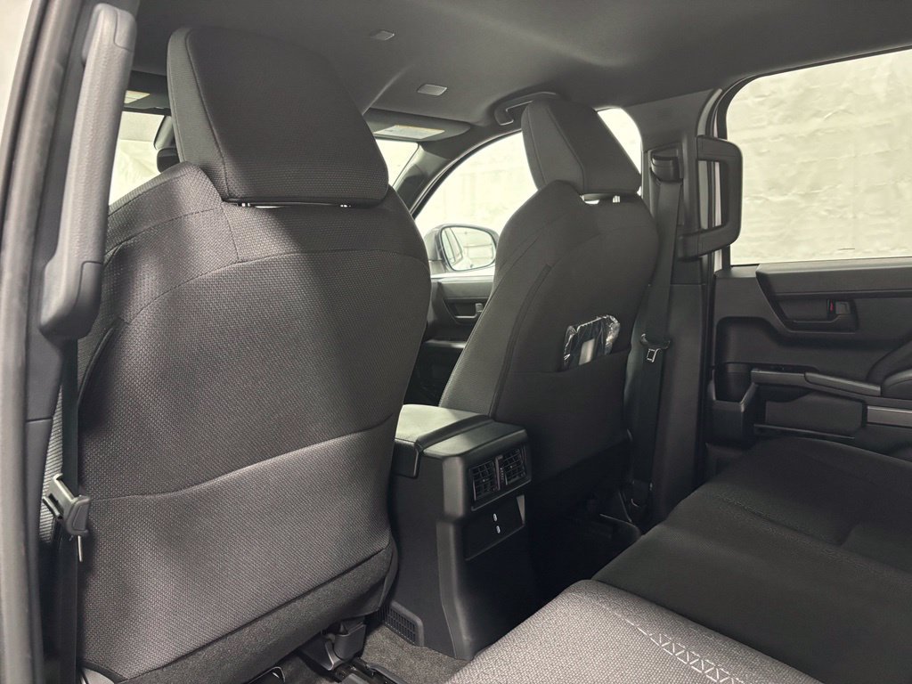 Used 2026 Toyota 4Runner SR5 AWD/4WD image 46