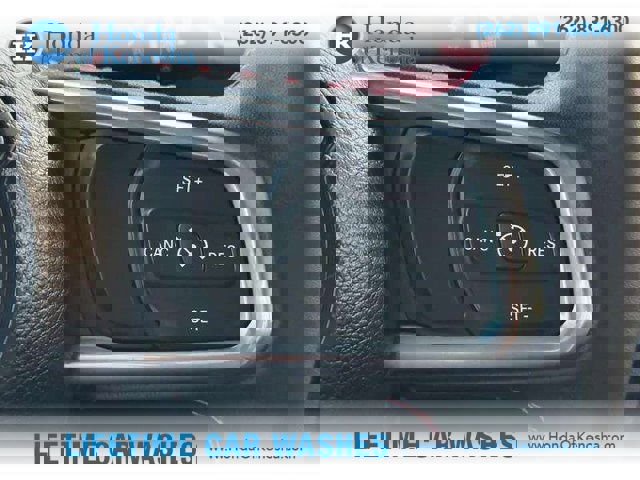 Used 2023 Jeep Gladiator Rubicon w/ Cold Weather Group image 18