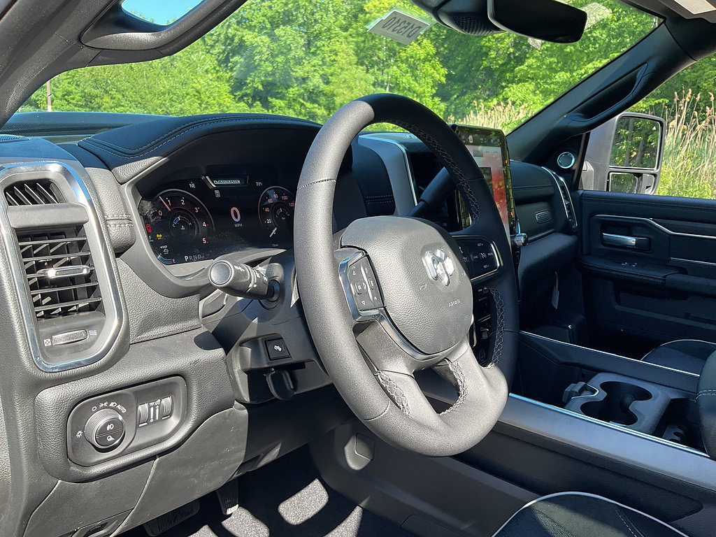 New 2026 RAM 3500 Laramie AWD/4WD image 10