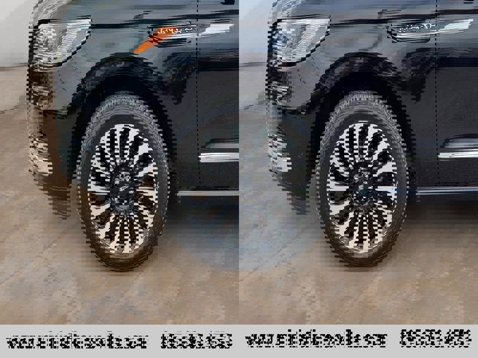 Used 2023 Lincoln Navigator Black Label image 9