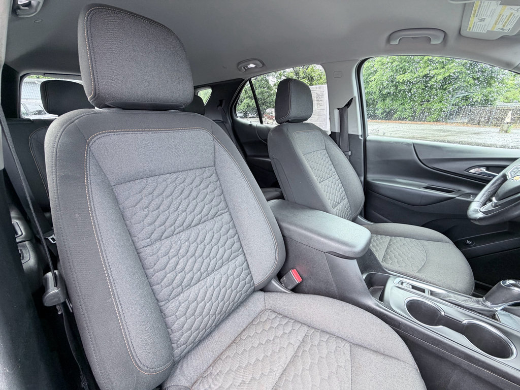 Used 2018 Chevrolet Equinox LT FWD image 24