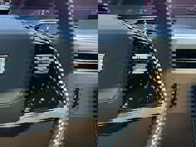 New 2026 Cadillac Escalade IQ Luxury 2 image 15