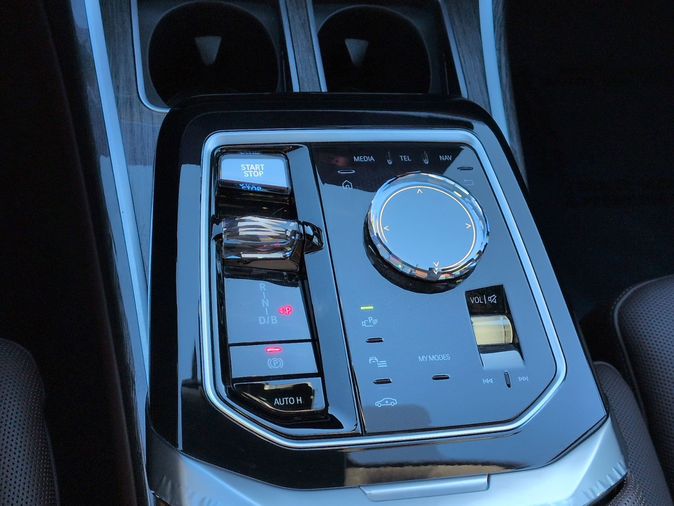 Certified 2024 BMW i7 xDrive60 image 26