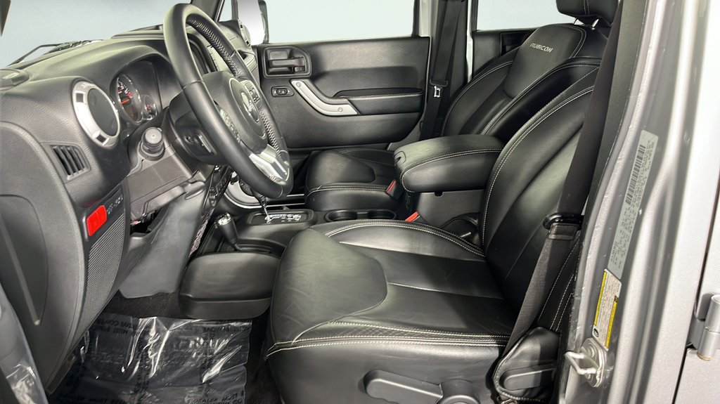 Used 2016 Jeep Wrangler Unlimited Rubicon AWD/4WD image 10