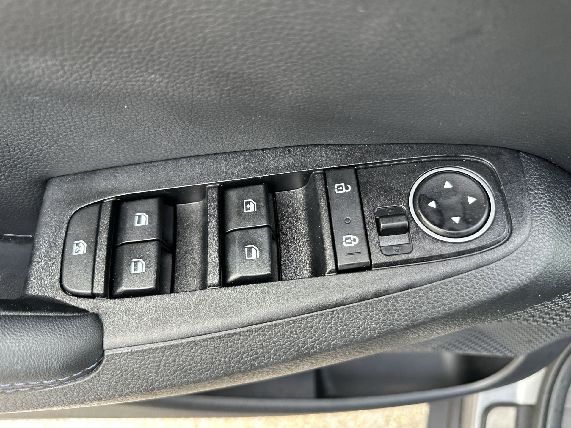 Certified 2023 Kia Seltos S image 15