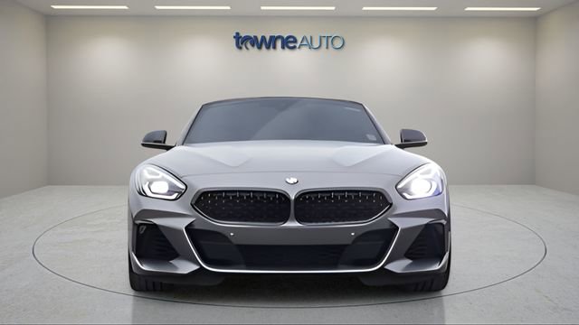 Used 2021 BMW Z4 M40i w/ Executive Package image 16