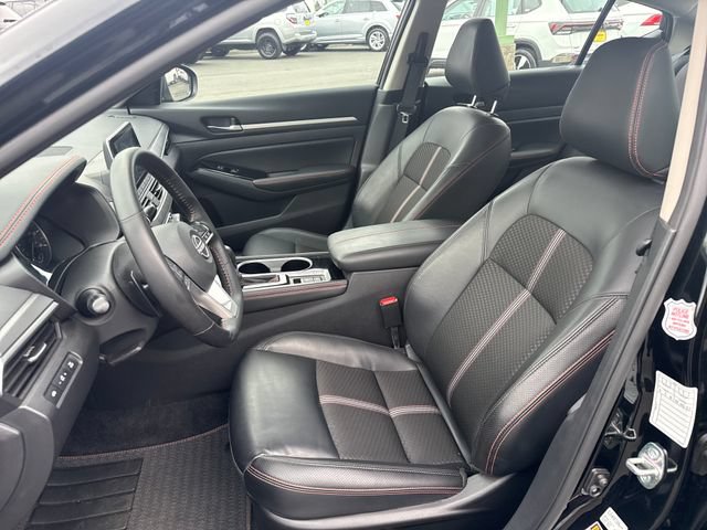 Used 2025 Nissan Altima 2.5 SR AWD/4WD image 15