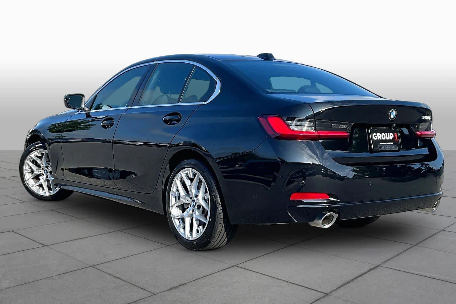 Used 2025 BMW 330i Sedan RWD image 11