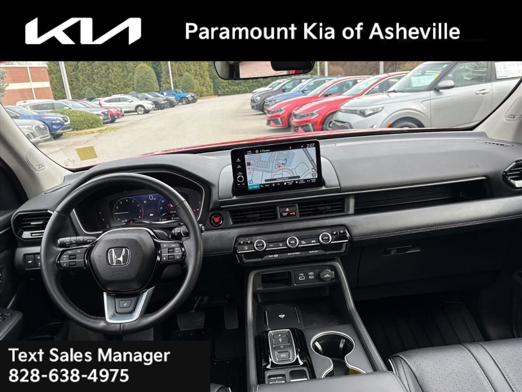 Used 2024 Honda Pilot Elite image 7