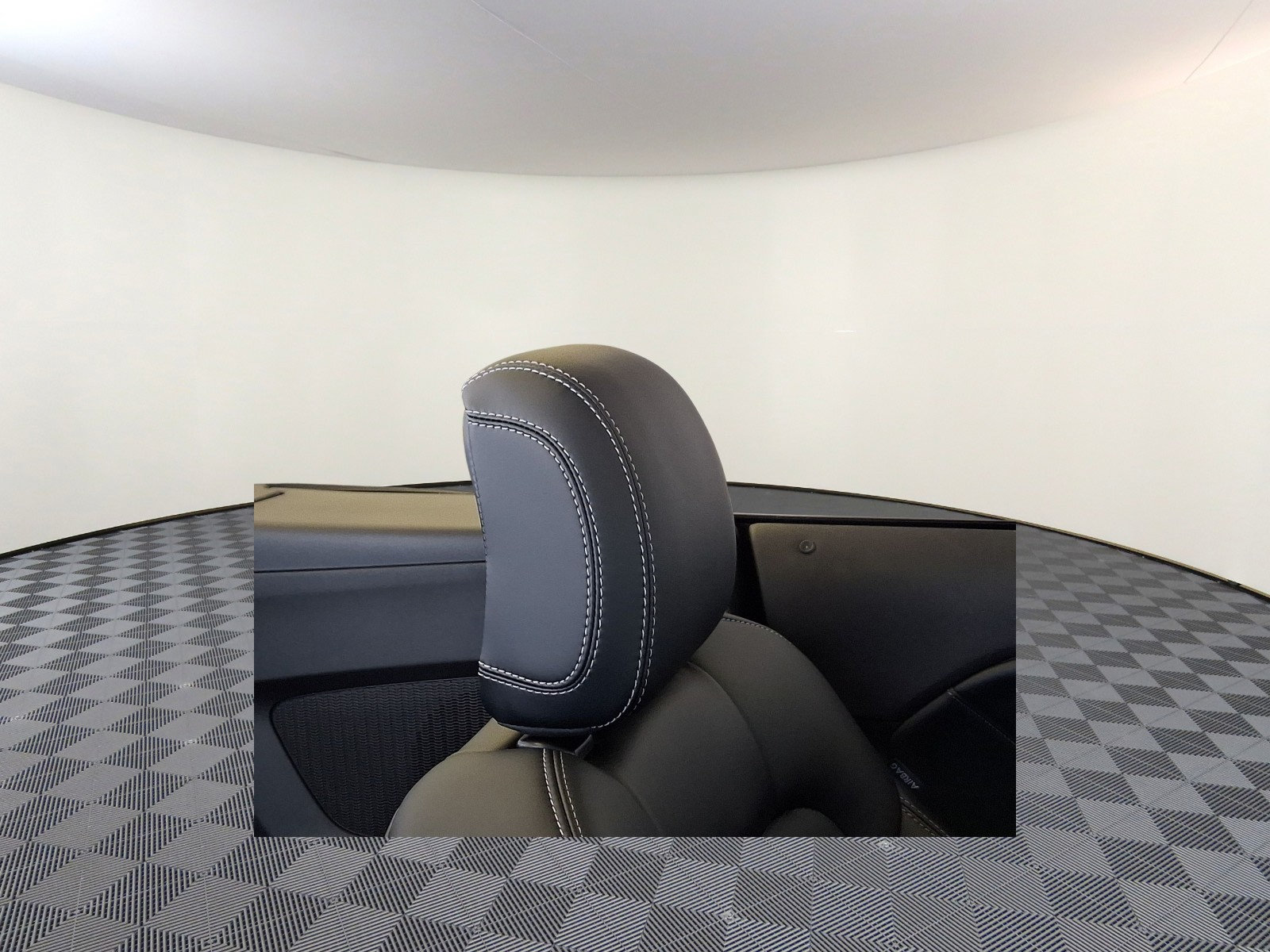 Used 2025 Ford Mustang GT Premium RWD image 6
