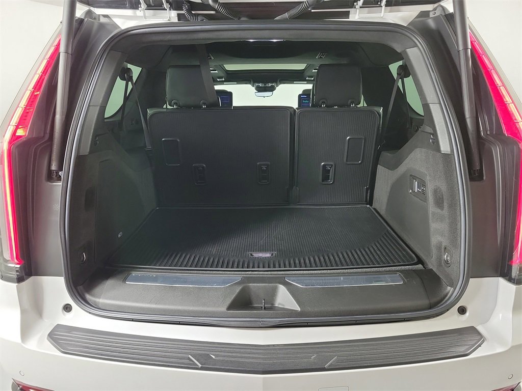 Certified 2024 Cadillac Escalade ESV Sport Platinum w/ LPO, ONYX Package image 8