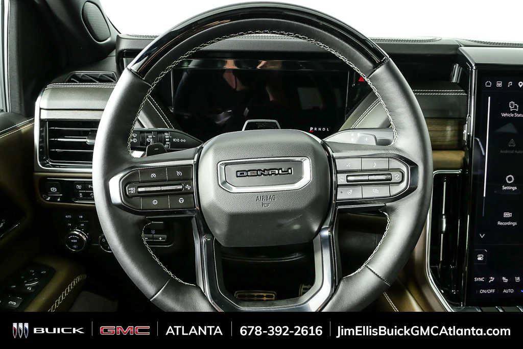 Used 2026 GMC Yukon Denali Ultimate AWD/4WD image 10