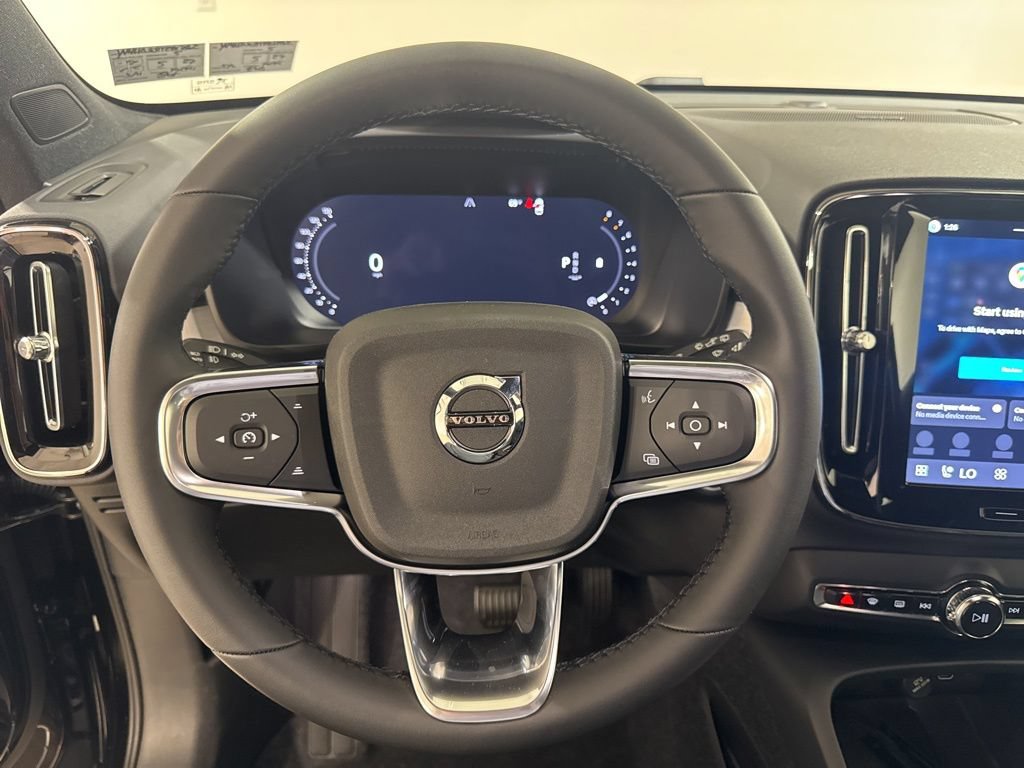New 2026 Volvo XC40 B5 Ultra w/ Climate Package AWD/4WD image 11