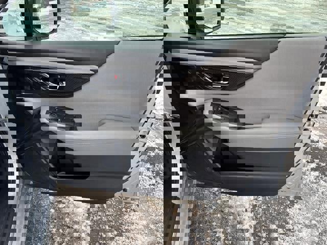 Used 2023 Subaru Legacy Premium image 16