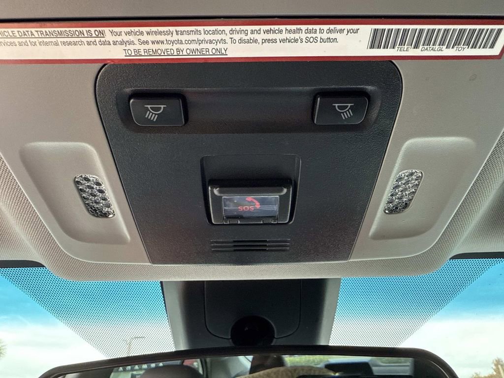 Used 2020 Toyota Camry LE image 41