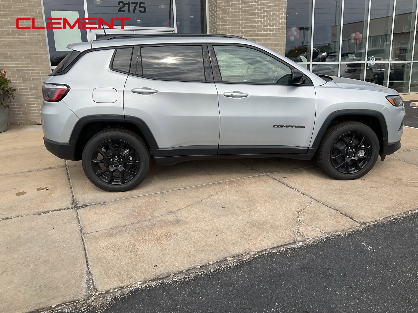 New 2026 Jeep Compass Latitude image 4
