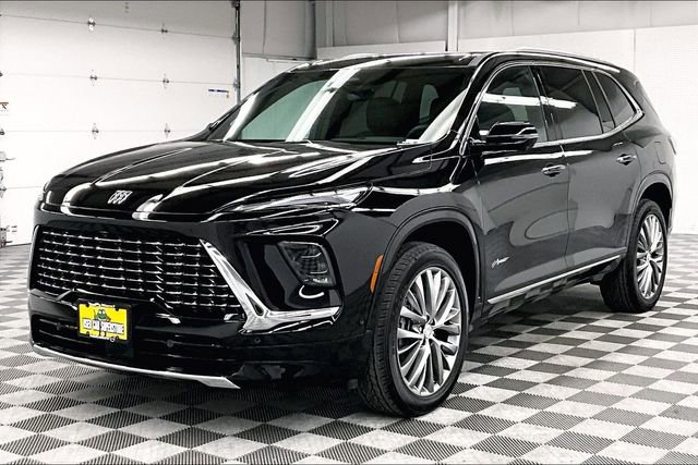 Used 2025 Buick Enclave Avenir w/ Super Cruise Package image 11