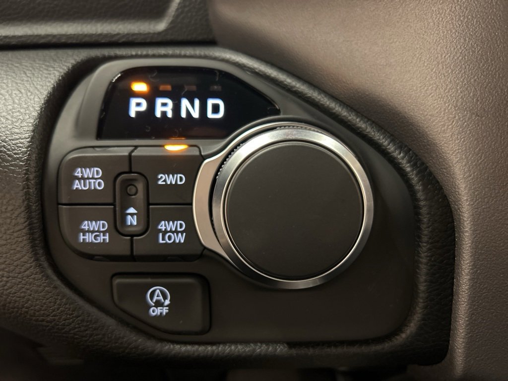 New 2026 RAM 1500 4x4 Crew Cab image 24