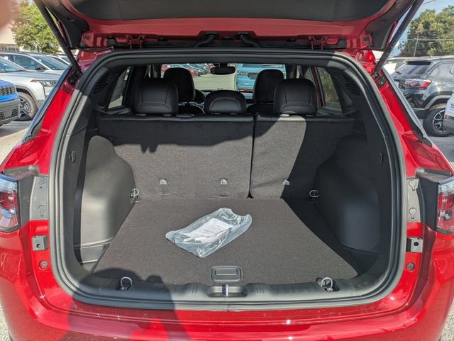 New 2026 Jeep Compass Latitude AWD/4WD image 29