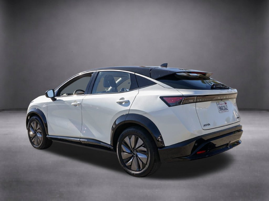 Used 2024 Nissan Ariya FWD image 7