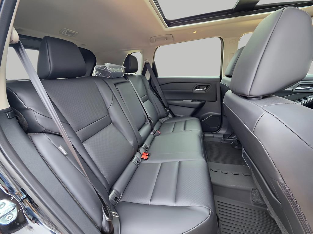 New 2026 Nissan Rogue SV image 9