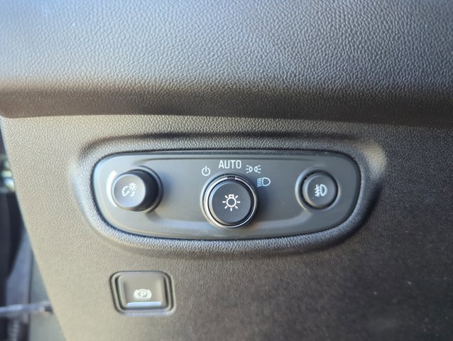 Used 2019 GMC Terrain Denali w/ Advanced Safety Package image 12