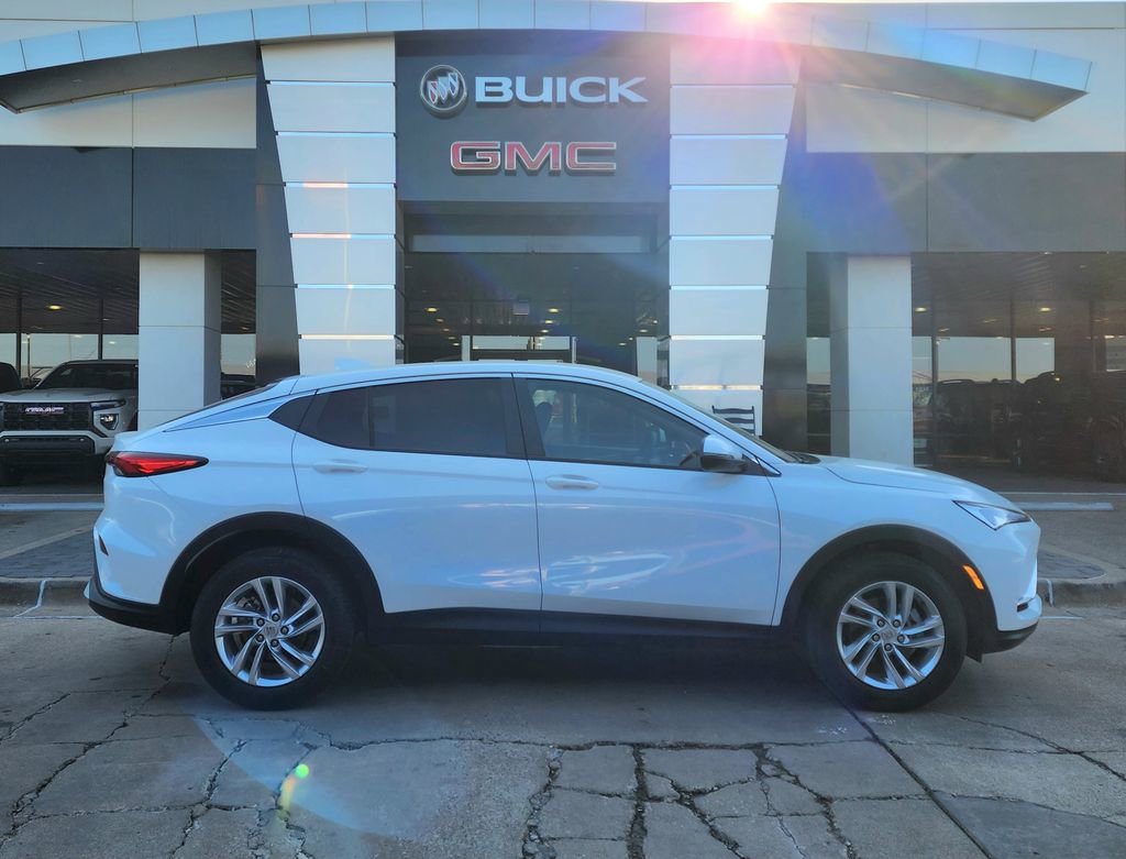 New 2026 Buick Envista Preferred w/ Convenience I Package image 3