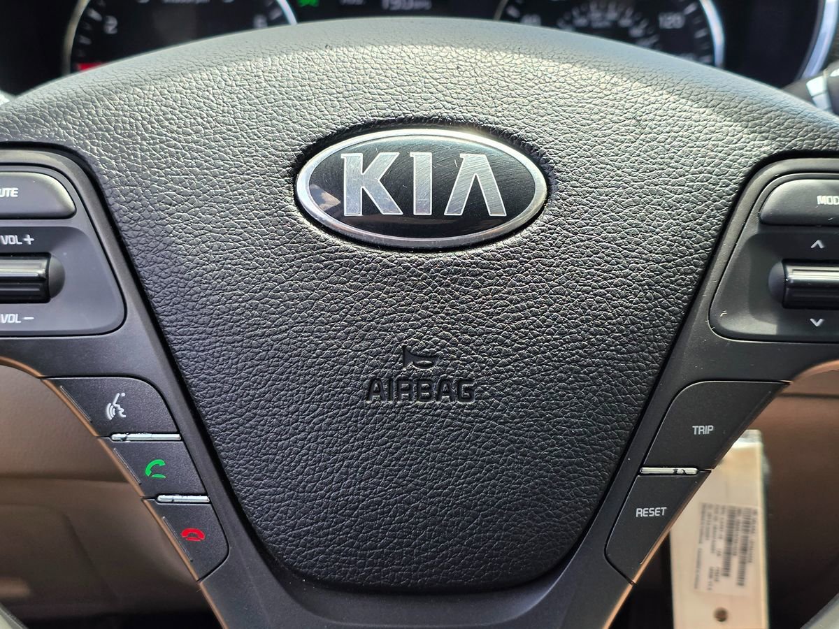 Used 2017 Kia Forte LX FWD image 24