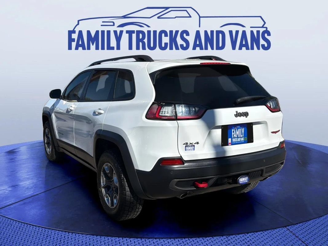 Used 2019 Jeep Cherokee Trailhawk w/ Comfort/Convenience Group AWD/4WD image 3