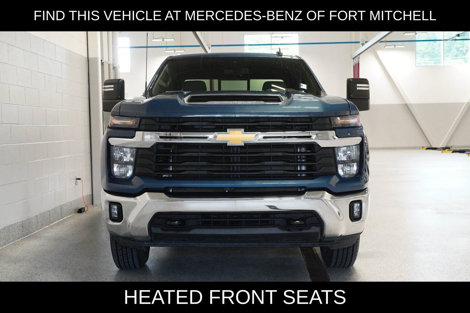 Used 2024 Chevrolet Silverado 2500 LT w/ Convenience Package AWD/4WD image 2