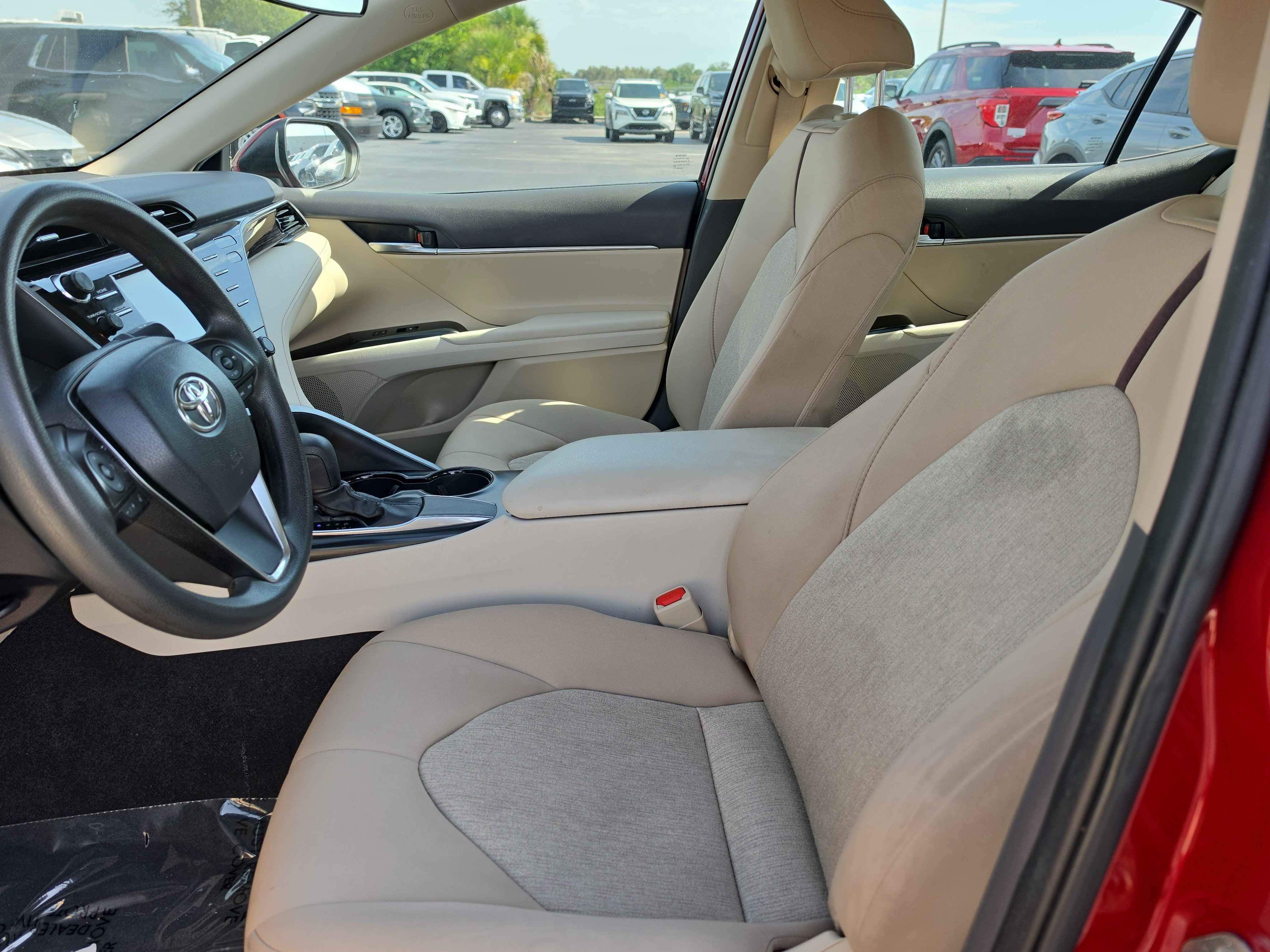 Used 2020 Toyota Camry LE FWD image 15